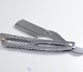 Jali Dar Puter Handle Clip Razor